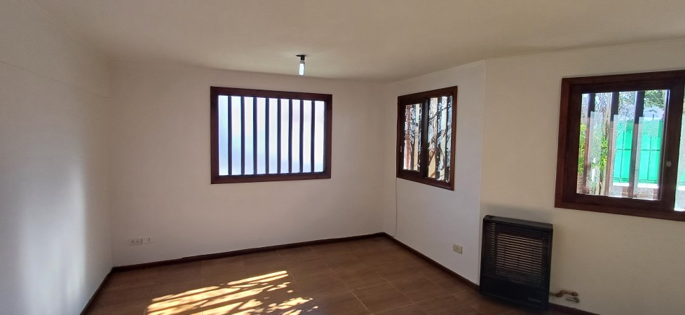 Duplex 4 ambientes zona Mundialista