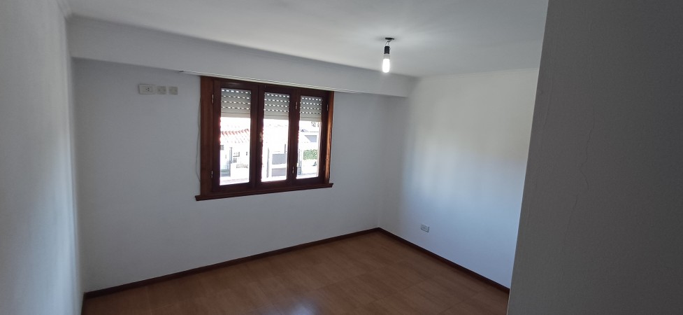 Duplex 4 ambientes zona Mundialista